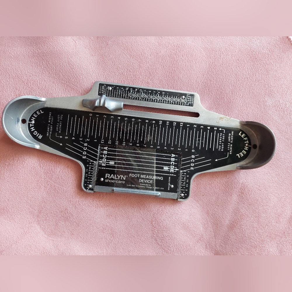Vintage Ralyn Foot Measuring Device For Children